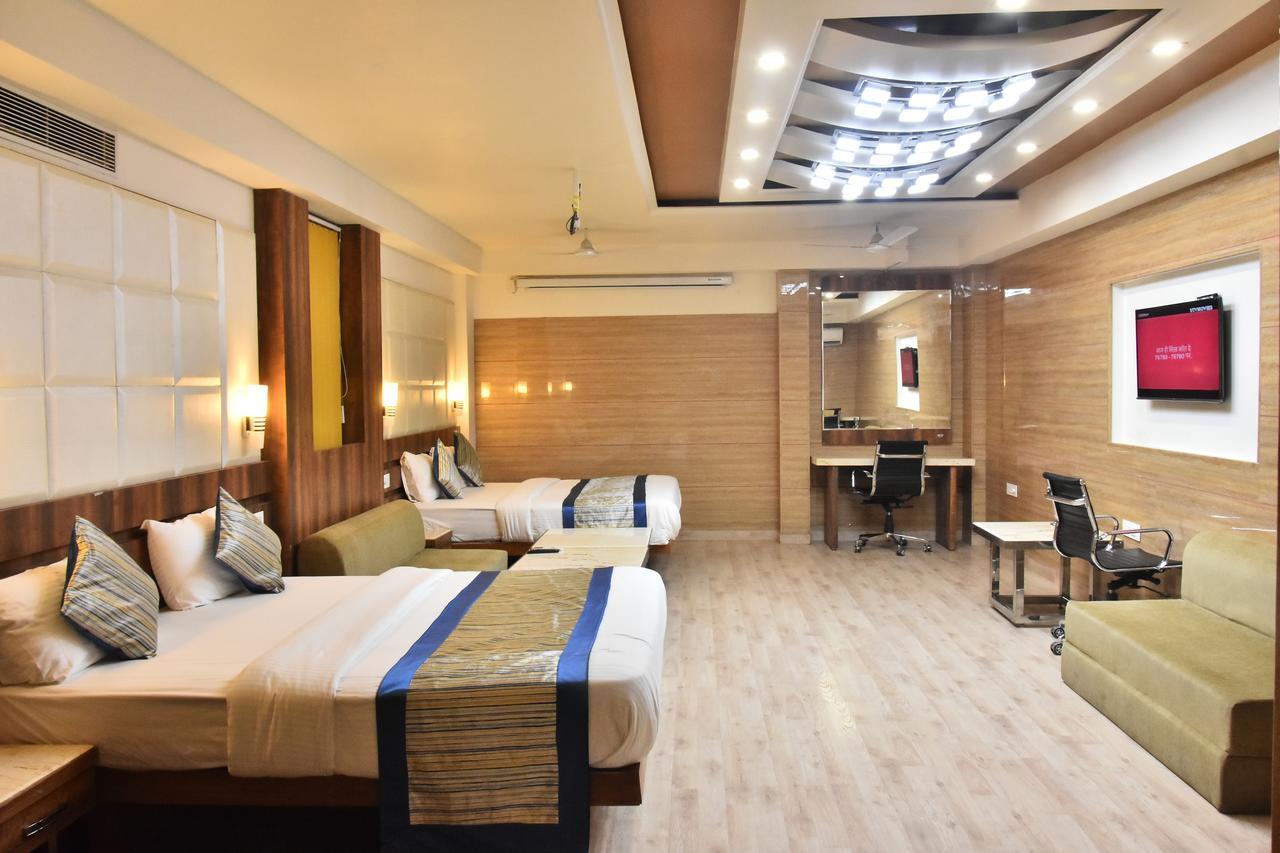 Hotel Deep Kanpur Exterior foto