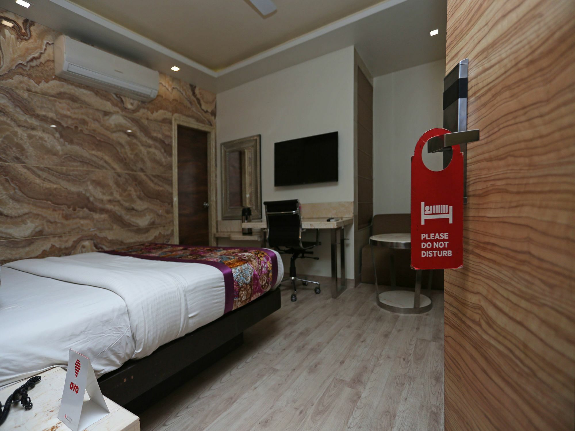 Hotel Deep Kanpur Exterior foto