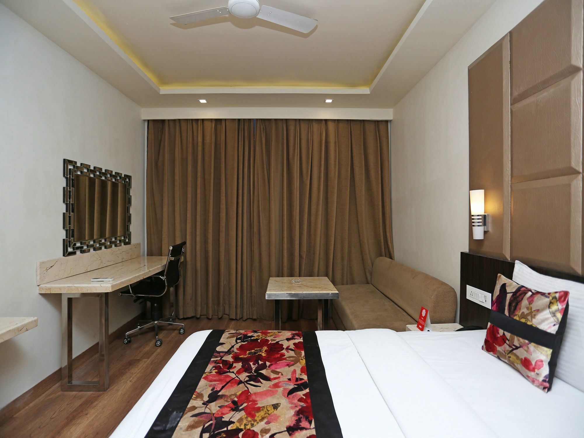 Hotel Deep Kanpur Exterior foto
